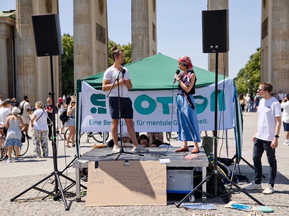 2025-06-22_emotion-inmotion_FFF-OPT_lukas-stratmann_LS__0647